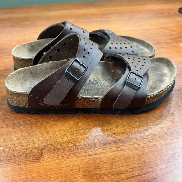 Birkenstocks Birki's Freeport Brown Leather Perforated Strap Sandals Slides Sz 6 - Picture 7 of 16